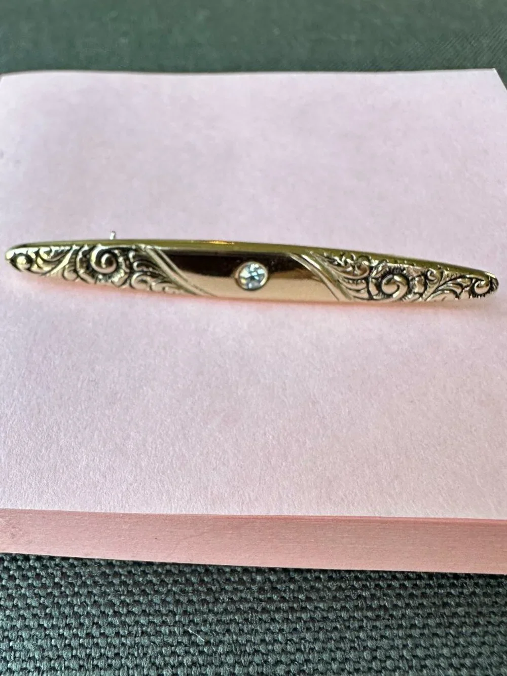 Vintage Avon Gold Tone Bar Brooch Clear Glass Crystal Ornate Scroll Pin 2.5”